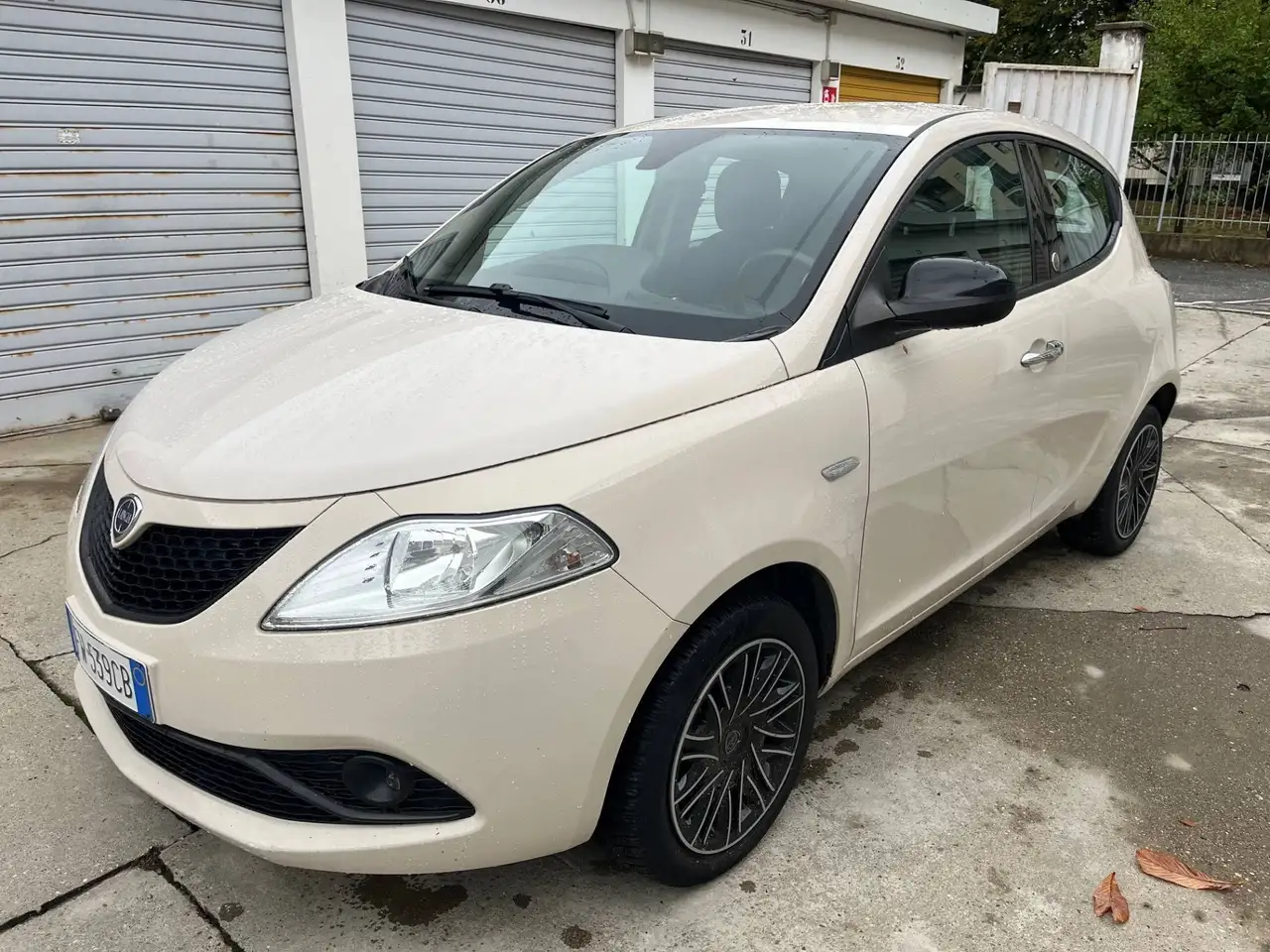 Lancia Ypsilon