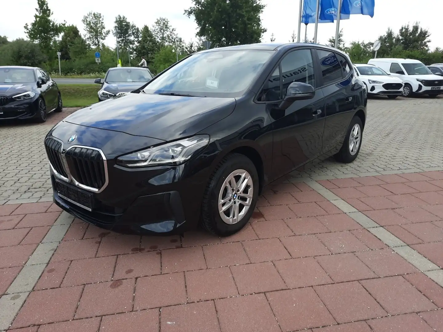 BMW 218 i Active Tourer LED h/k-Sound AHK Kamera Zwart - 2