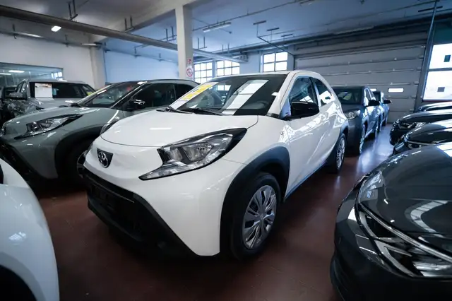 Toyota Aygo X 1.0 Active 72cv