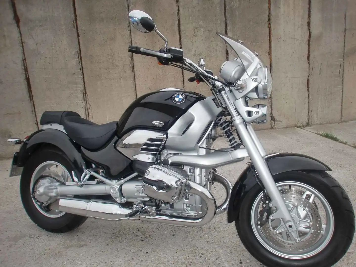 BMW R 1200 CL Umbau auf R 1200 C Montauk bei BMW Schwarz - 1