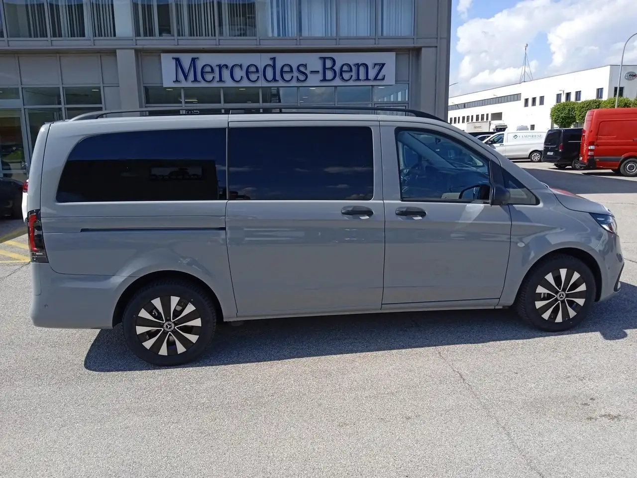 Mercedes-Benz Vito 2026 — фото 6