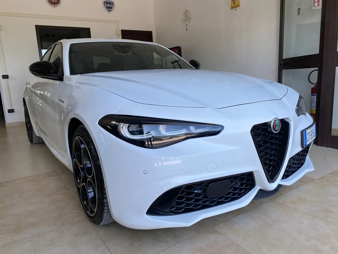 Alfa Romeo Giulia 2.2 t Veloce Q4 210cv auto Bianco - 2