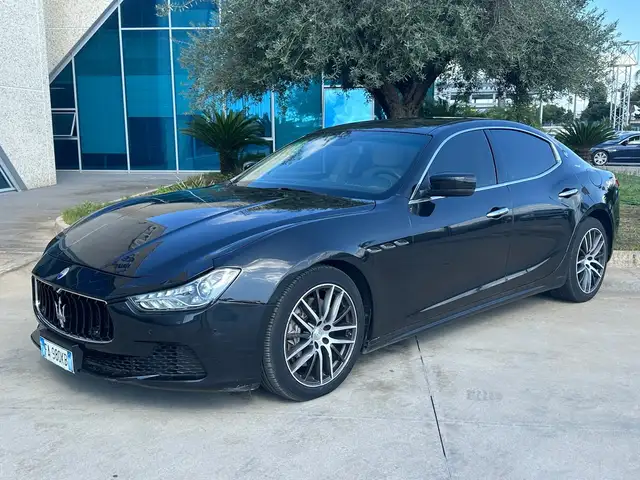 Maserati Ghibli 3.0 V6 275cv auto