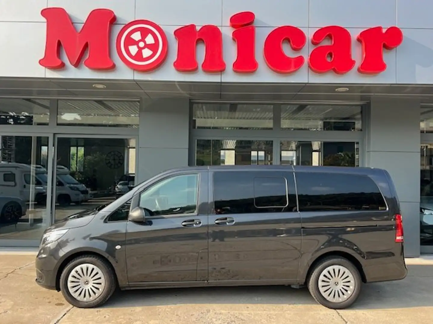 Mercedes-Benz Vito 114 AUTOCARRO Nero - 1