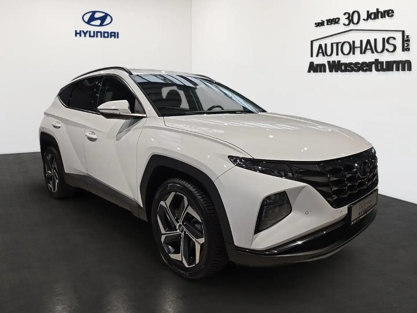 Hyundai TUCSON 1.6 T-GDI PHEV 4WD Trend Assistenzpaket el.Heckkla Weiß - 2