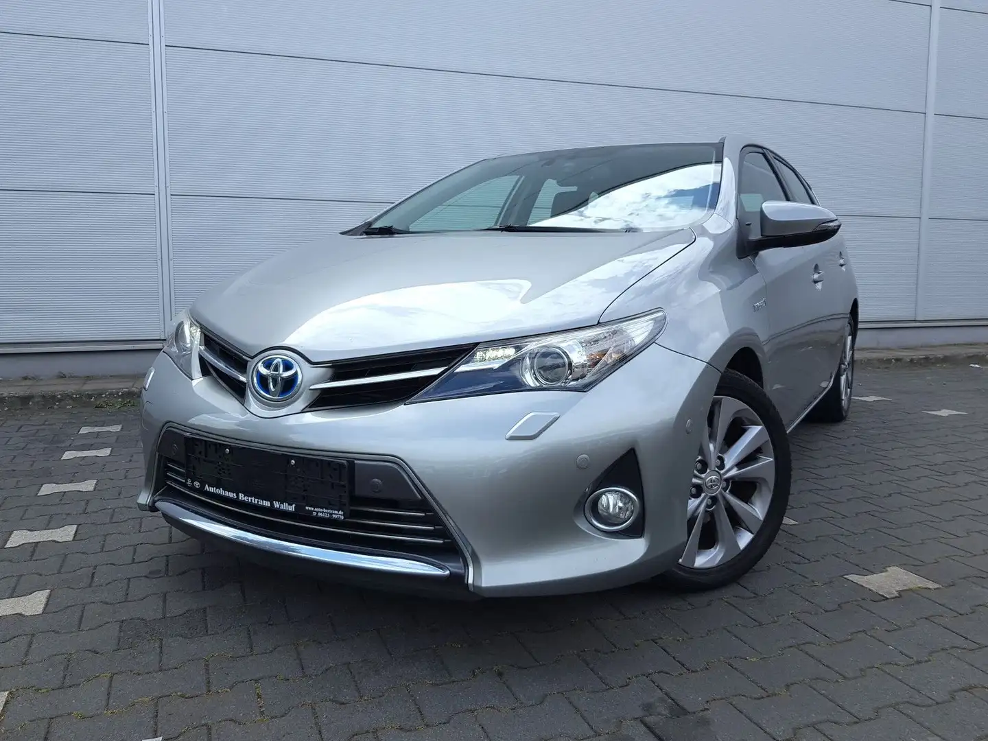 Toyota Auris Hybrid Executive+Automatik+Rückf.Kamera... Argent - 2