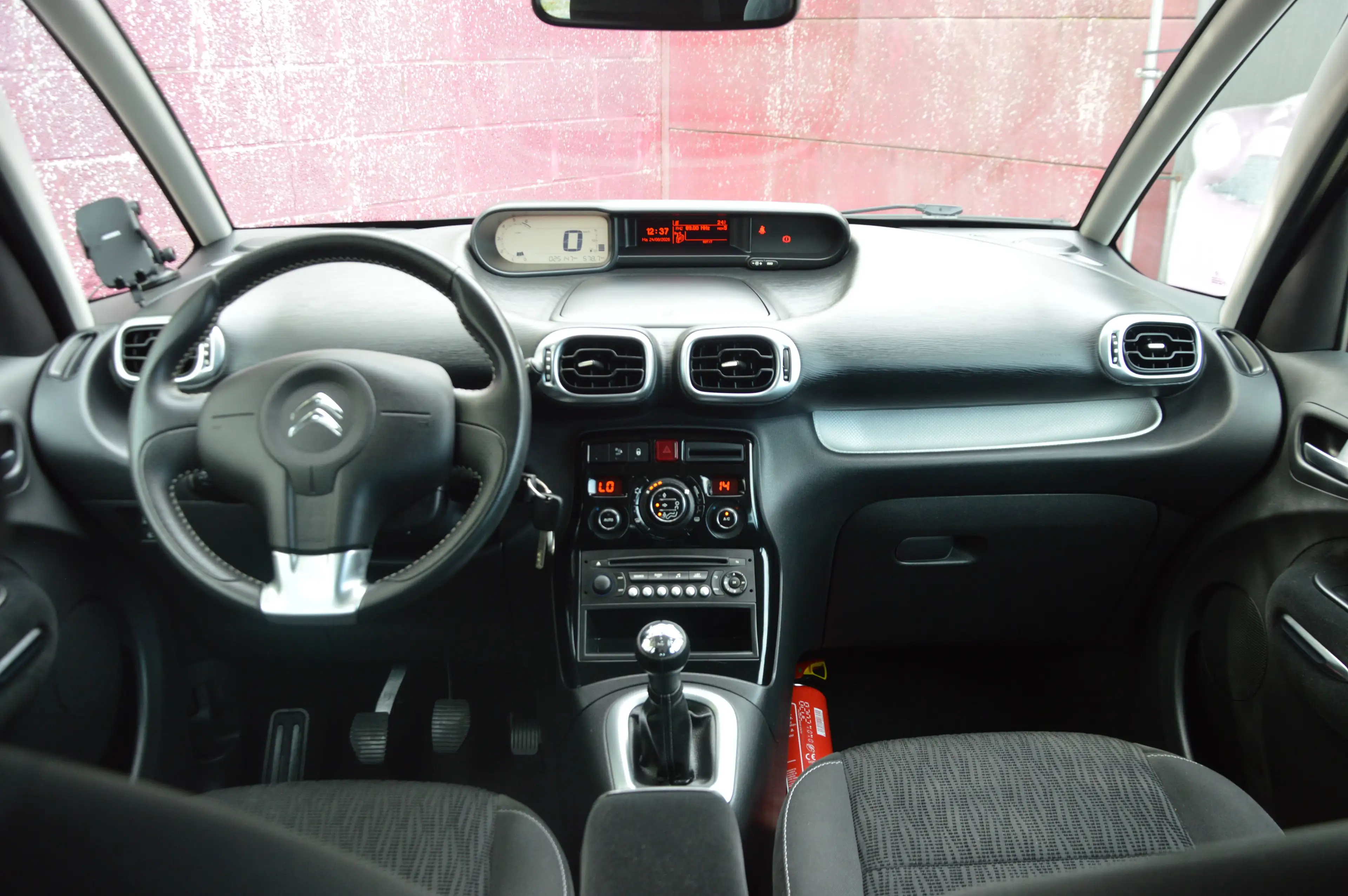 Citroen C3 Picasso 1.4 VTi Exclusive SENS AR CLIM CRUIS 25.147KM — photo 13