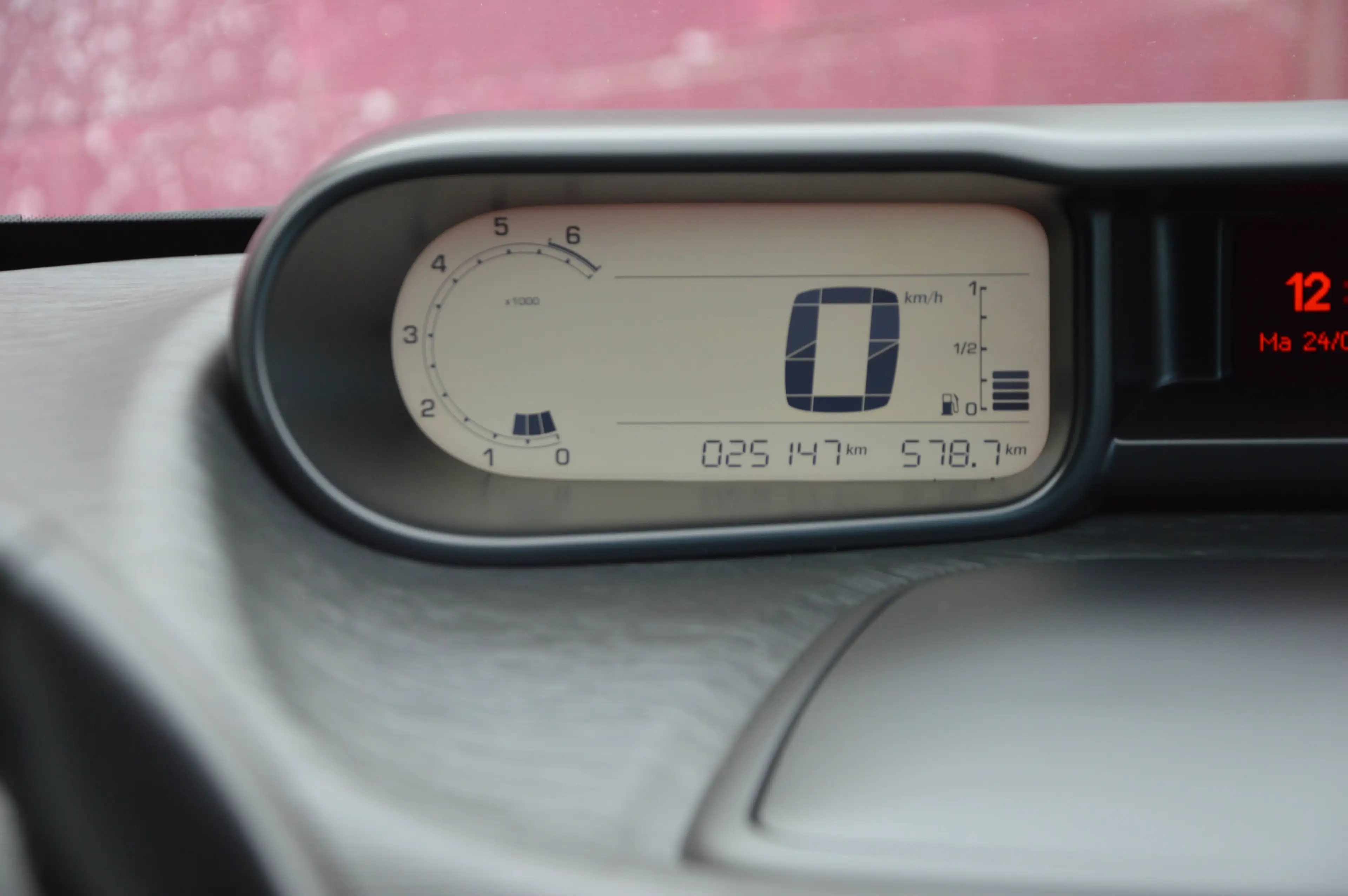 Citroen C3 Picasso 1.4 VTi Exclusive SENS AR CLIM CRUIS 25.147KM — photo 15