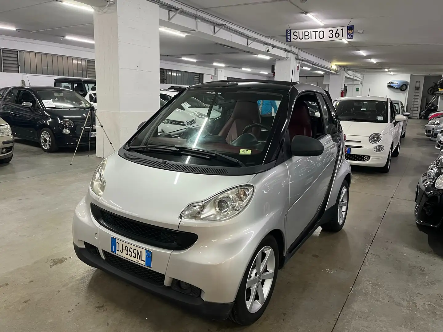smart forTwo Cabrio 1.0 interni in PELLE Grigio - 1