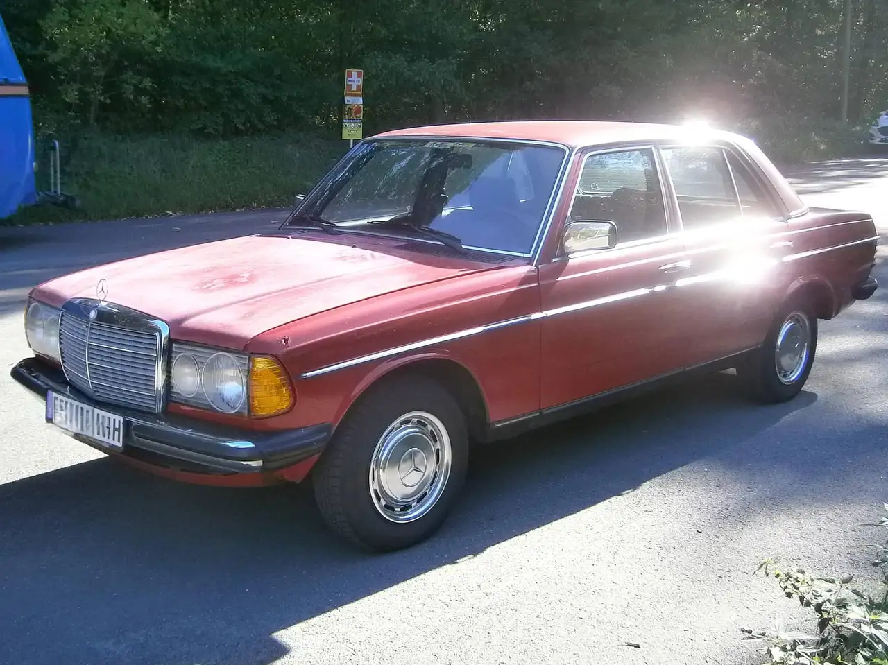 Mercedes-Benz Baureihe 123 200 D, foto 1