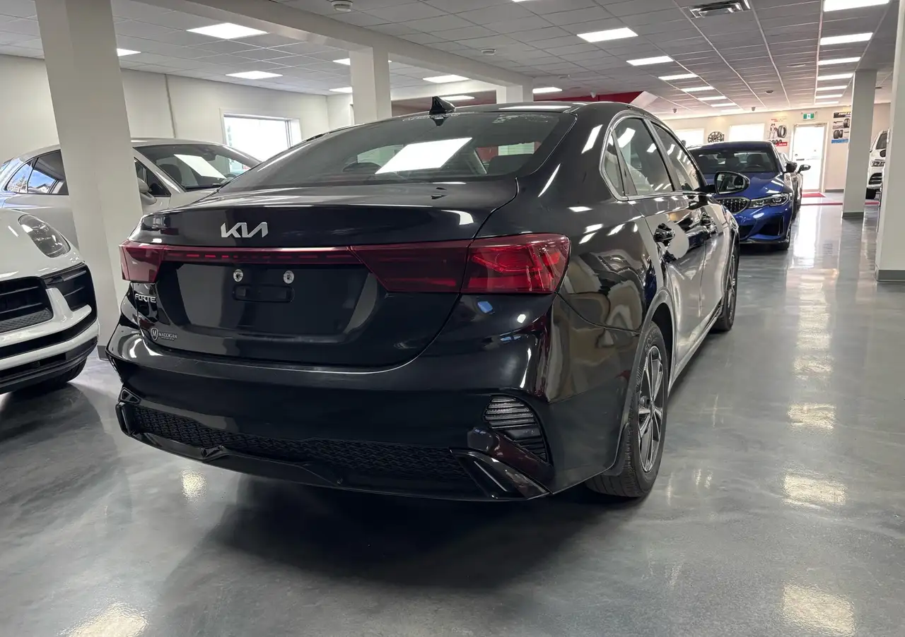 Kia Forte снимка Kia Forte