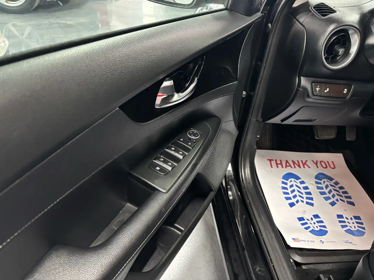 Kia Forte снимка Kia Forte