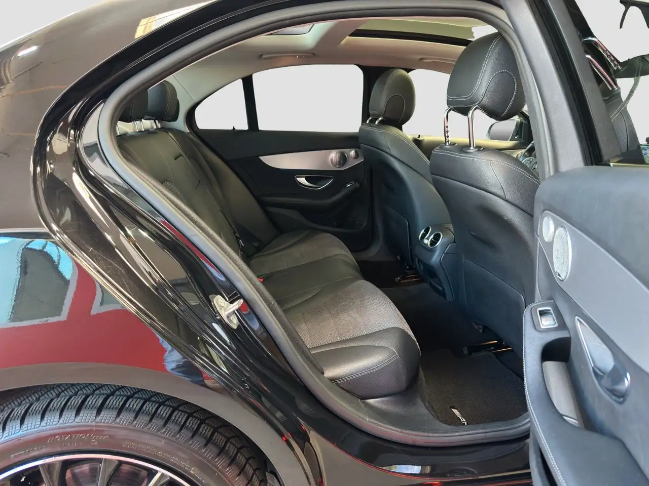 Mercedes-Benz C 200 Berline — photo 18 sur 36