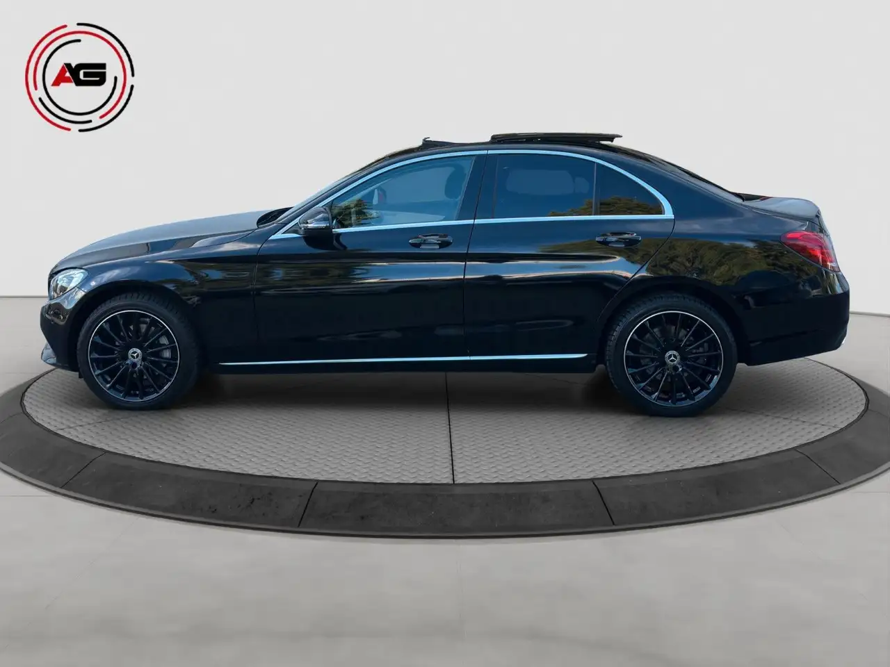 Mercedes-Benz C 200 Berline — photo 8 sur 36