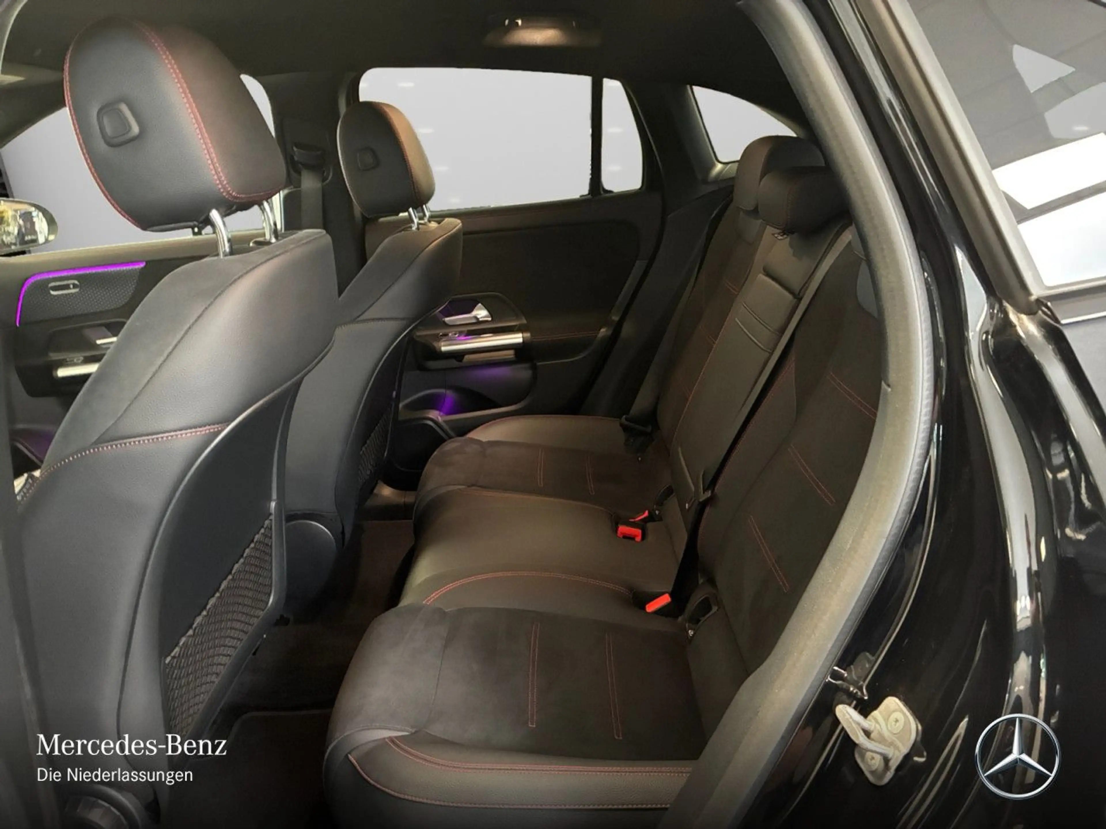 Mercedes-Benz EQA 350 4M AMG+NIGHT+ADVANCED+AHK+360+SPUR — photo 12