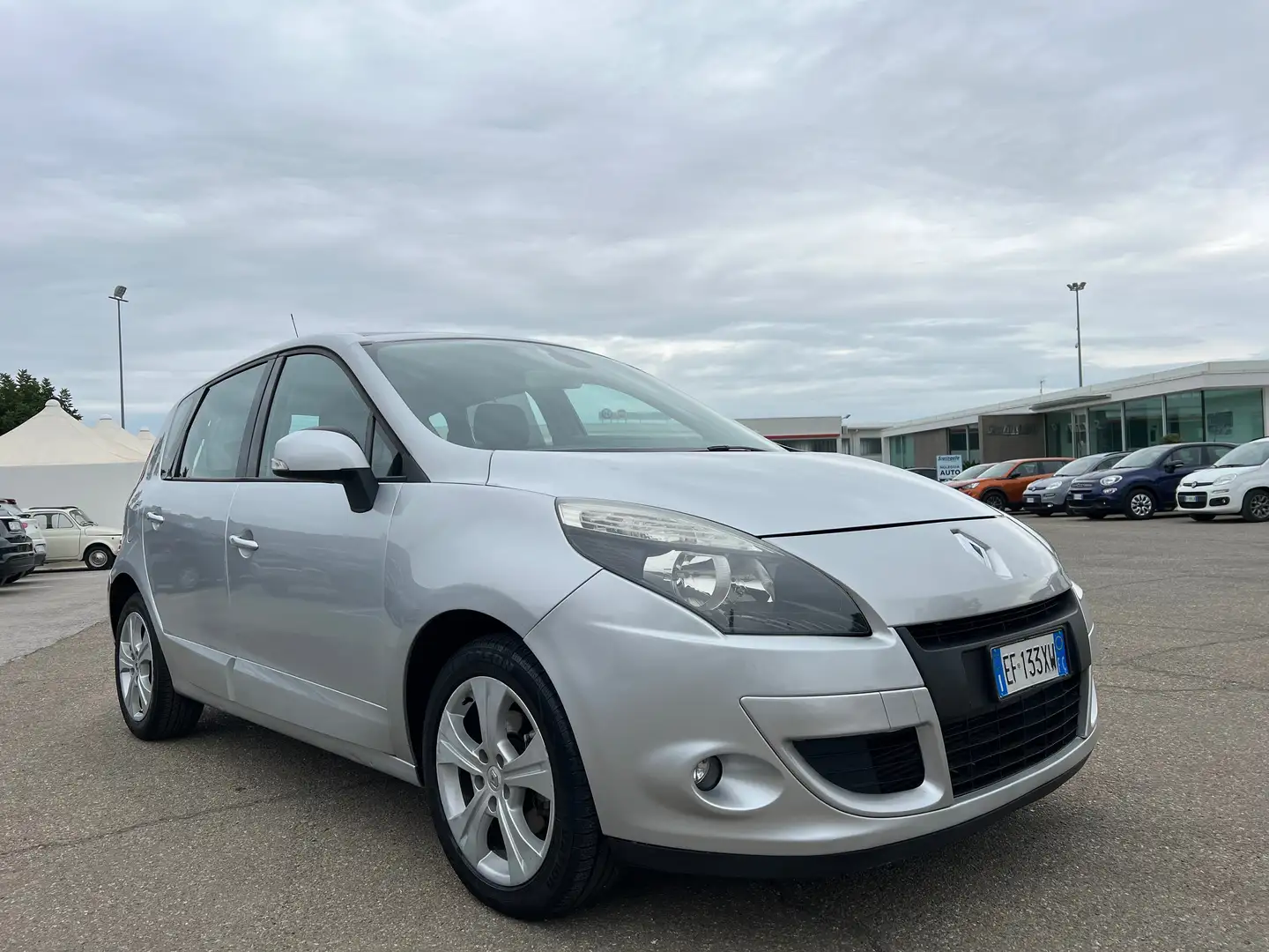 Renault Scenic 1.5 dci 110cv X-Mod TETTO APRIBILE Срібний - 2