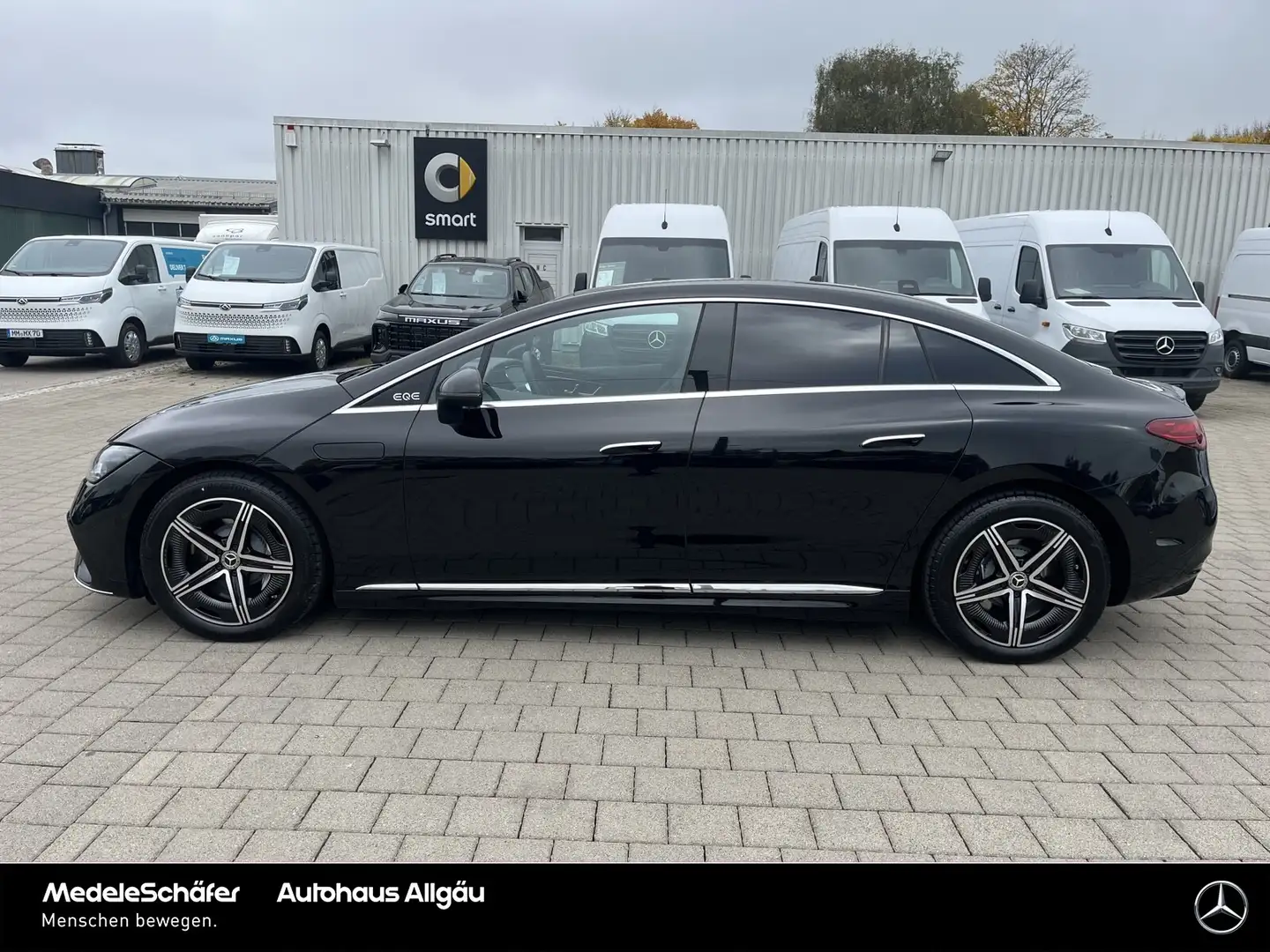 Mercedes-Benz EQE 300 EQE 300 AMG 19" Airmatic D-Light AHK Memory NP82 Schwarz - 2