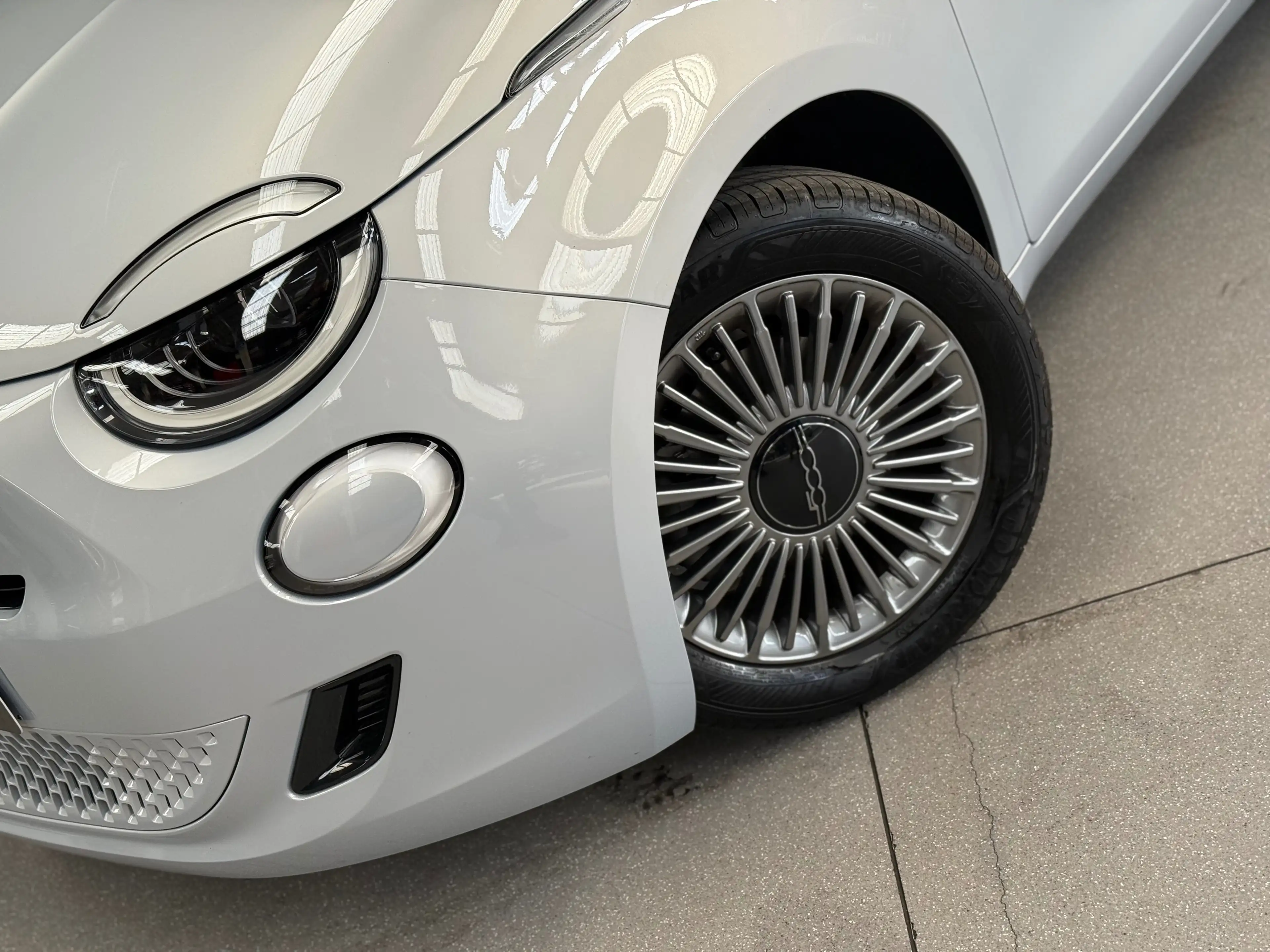 Fiat 500 500 1.0i MHEV Torino Torino — photo 2