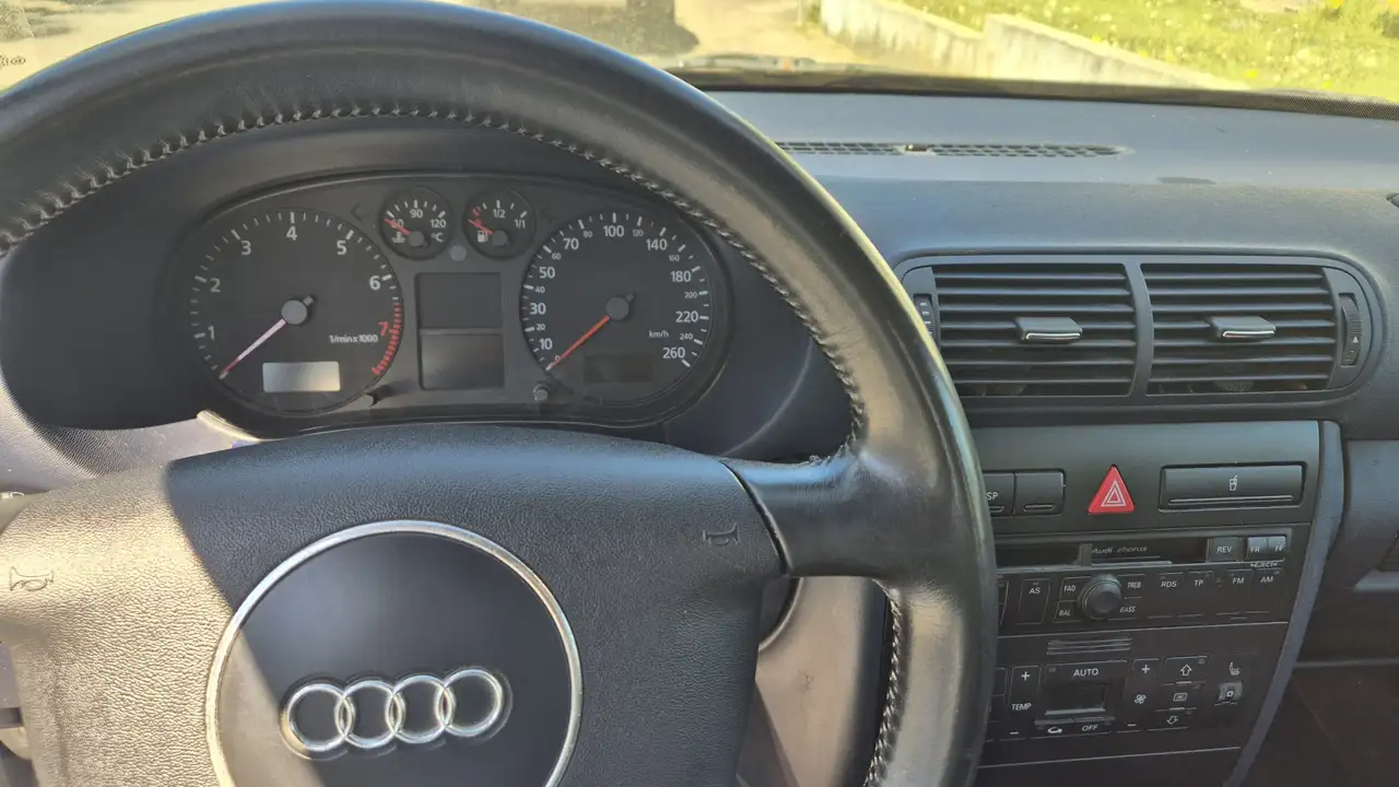 Audi A3 1.6, foto 3