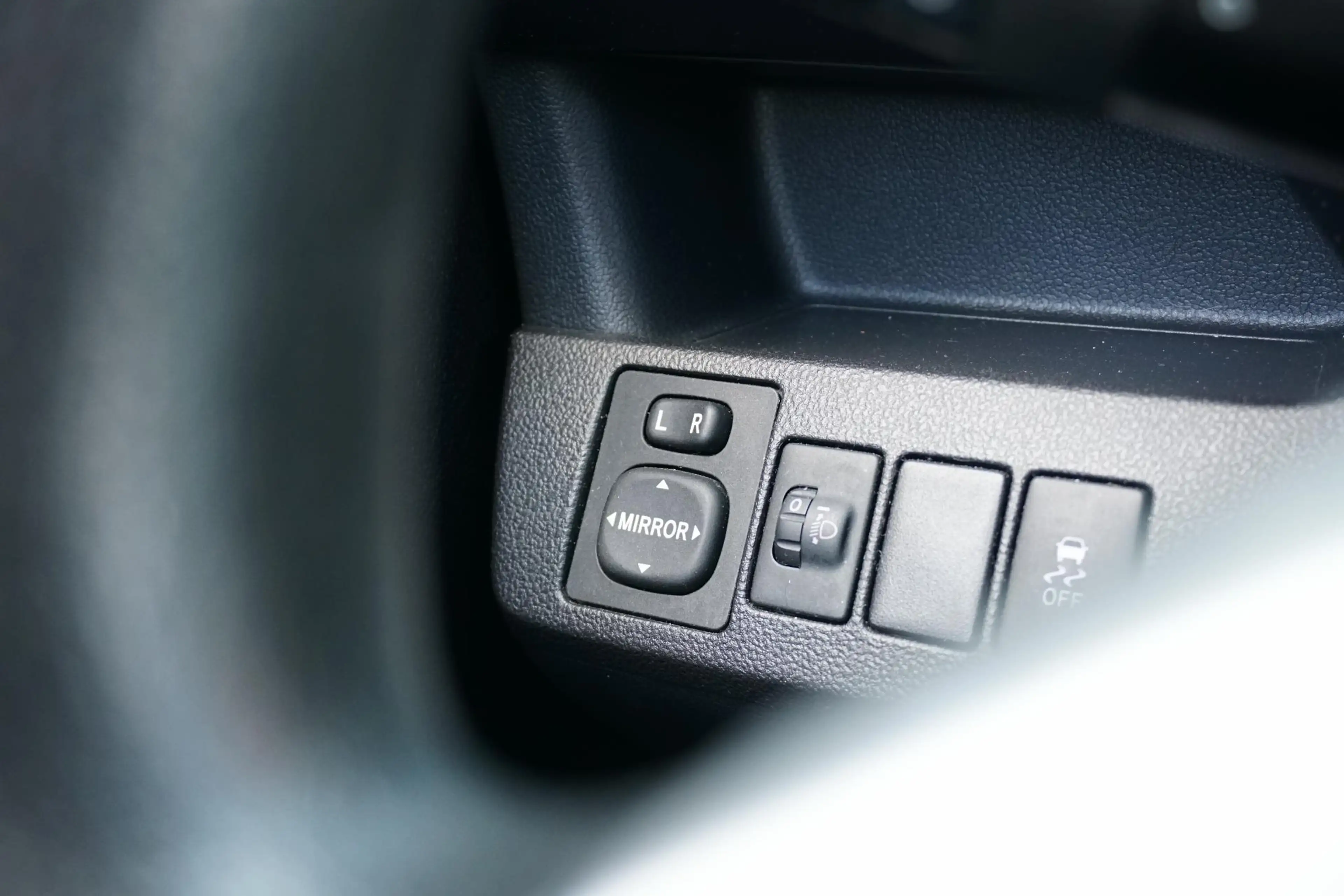 Toyota Verso-S 1.3 VVT-i Comfort *DEALER ONDERHOUDEN* + AIRCO — photo 15