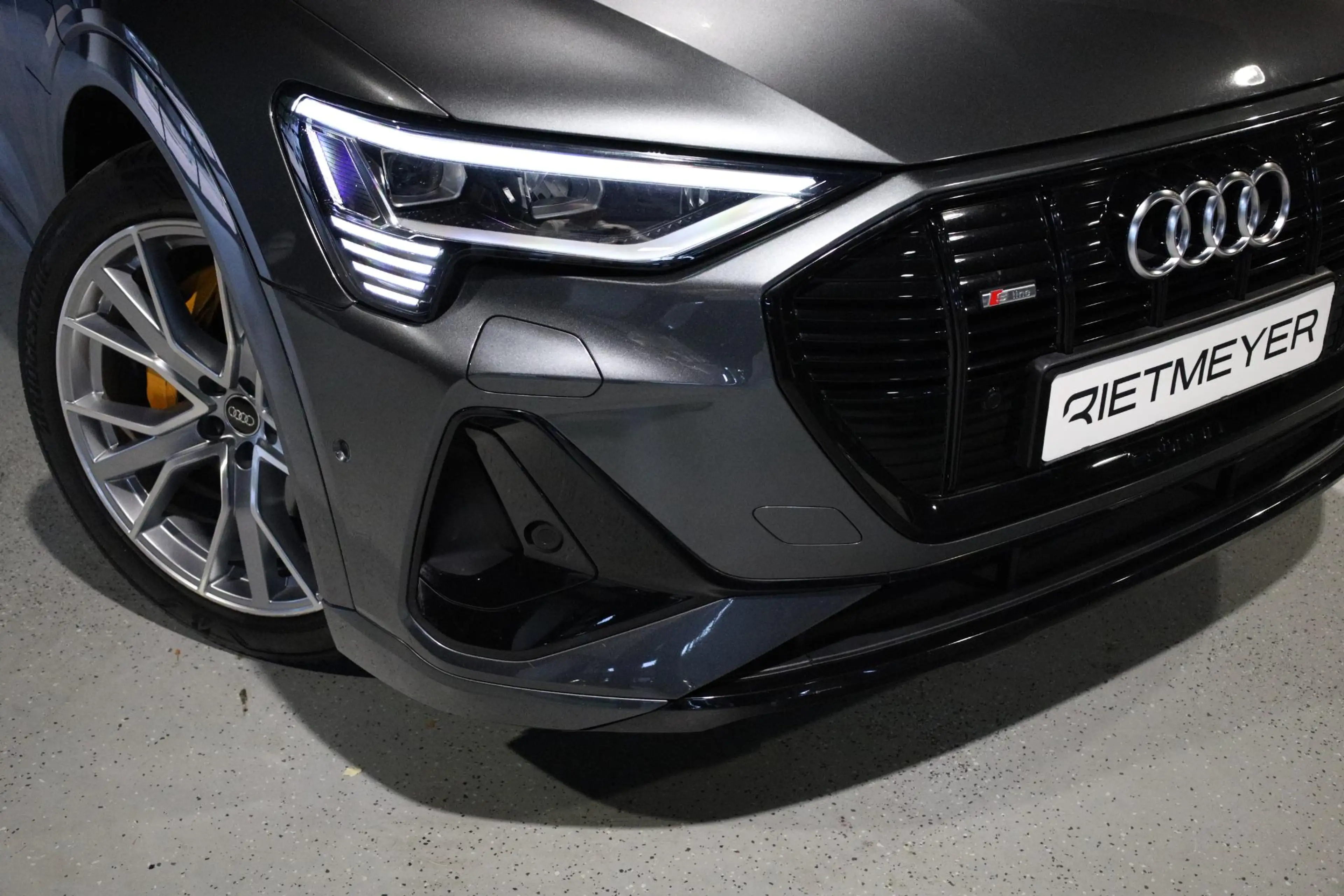 Audi e-tron 55 quattro S Line |Panorama dak |Head-Up |Stoelver — photo 6