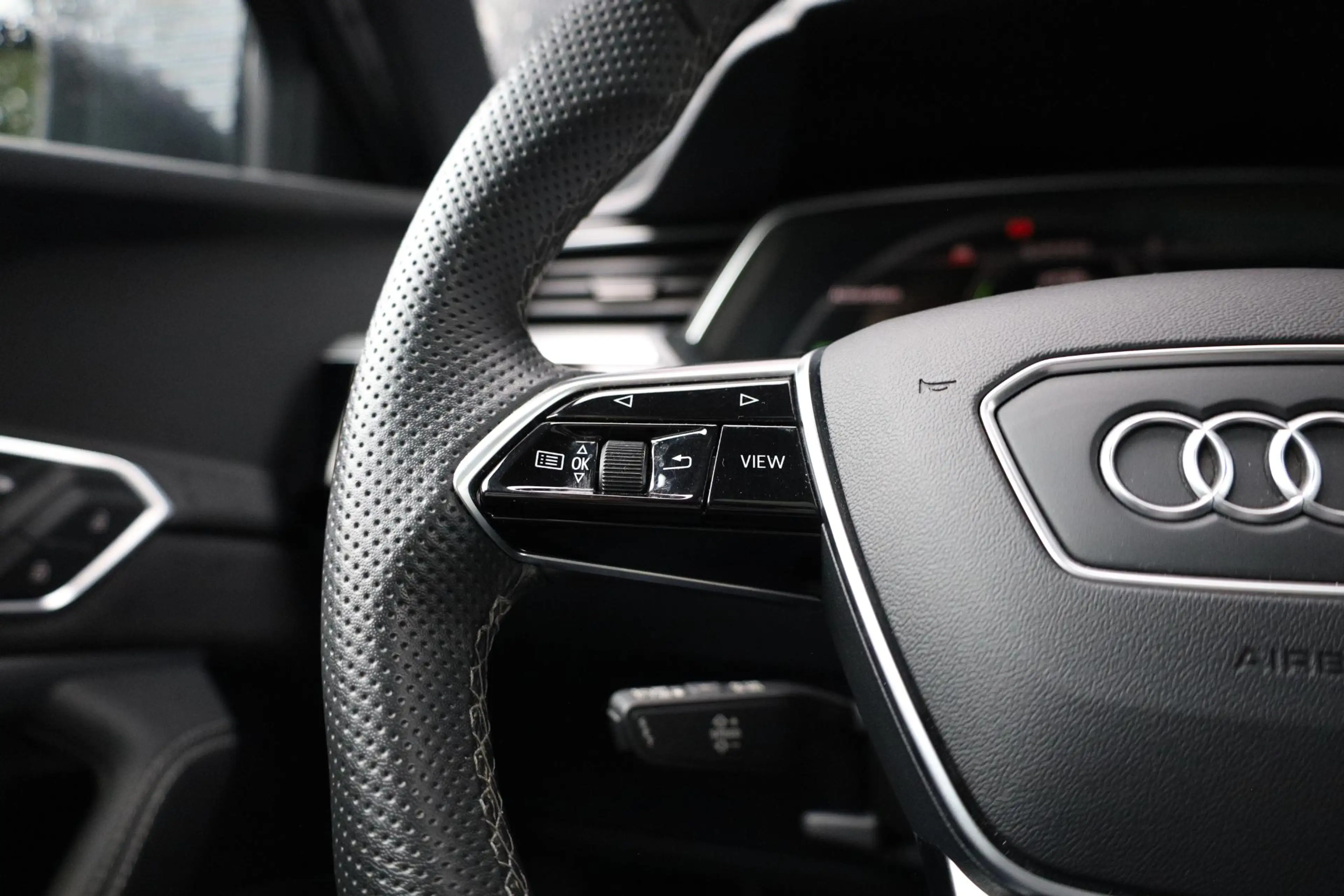 Audi e-tron 55 quattro S Line |Panorama dak |Head-Up |Stoelver — photo 39