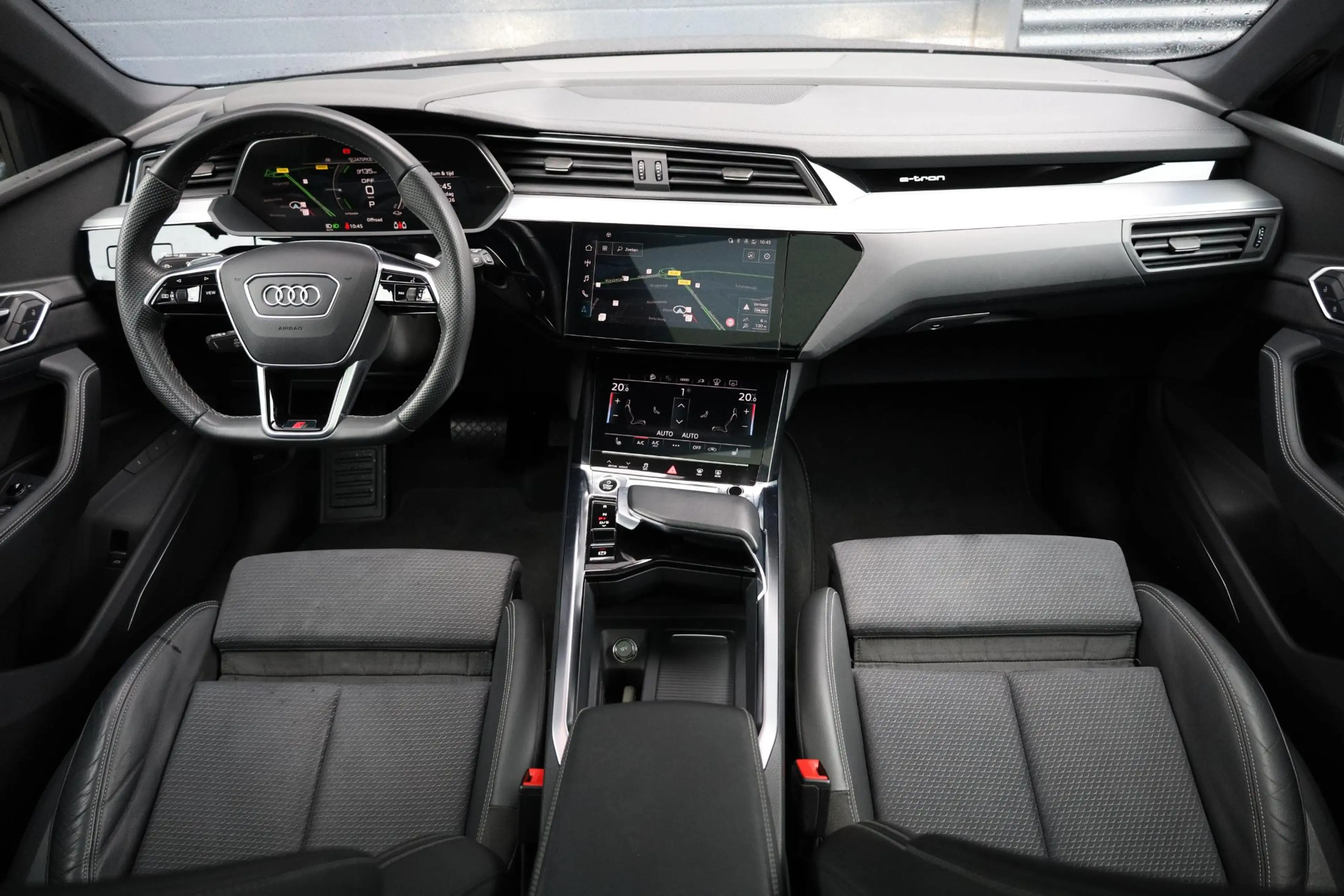 Audi e-tron 55 quattro S Line |Panorama dak |Head-Up |Stoelver — photo 23