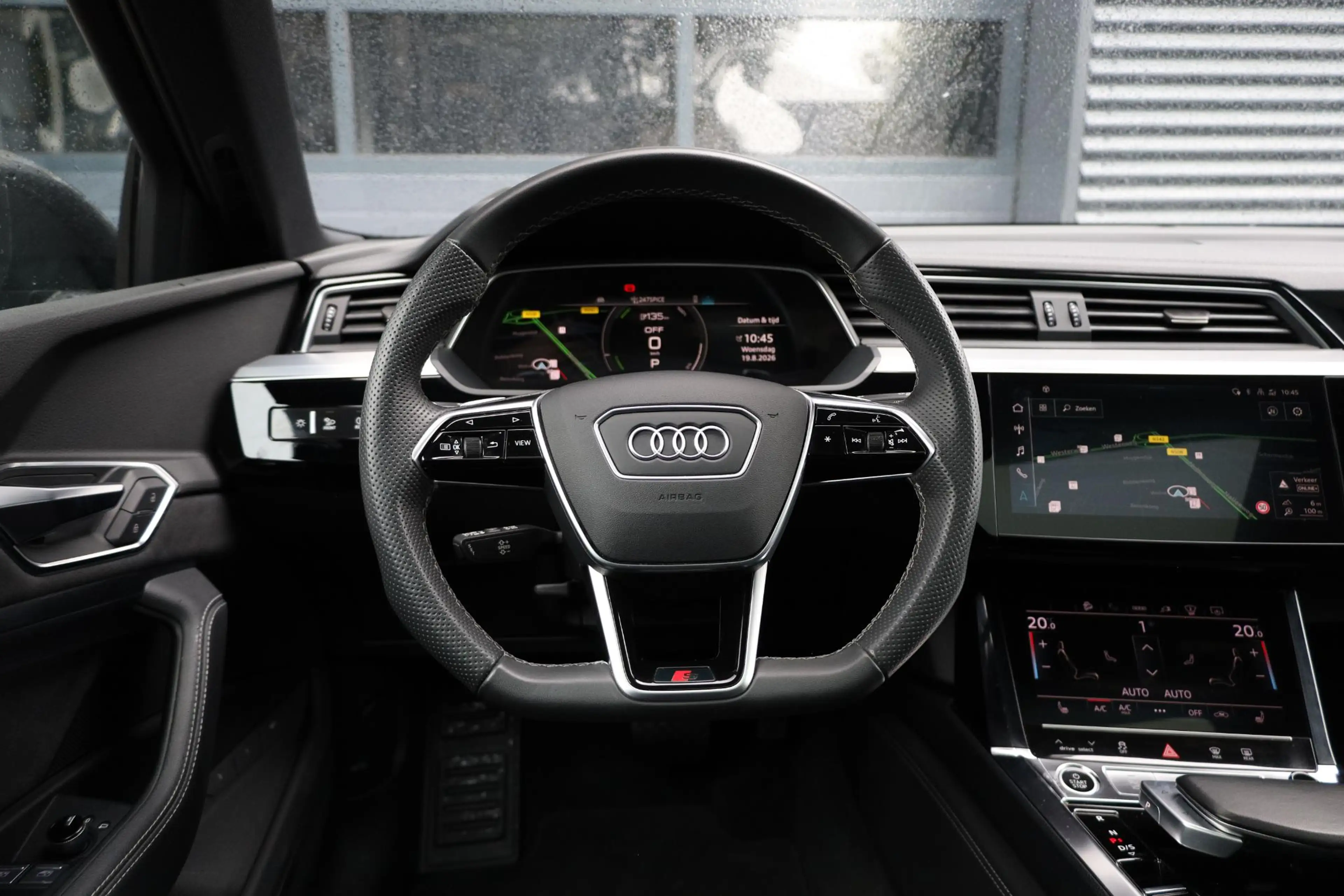 Audi e-tron 55 quattro S Line |Panorama dak |Head-Up |Stoelver — photo 37