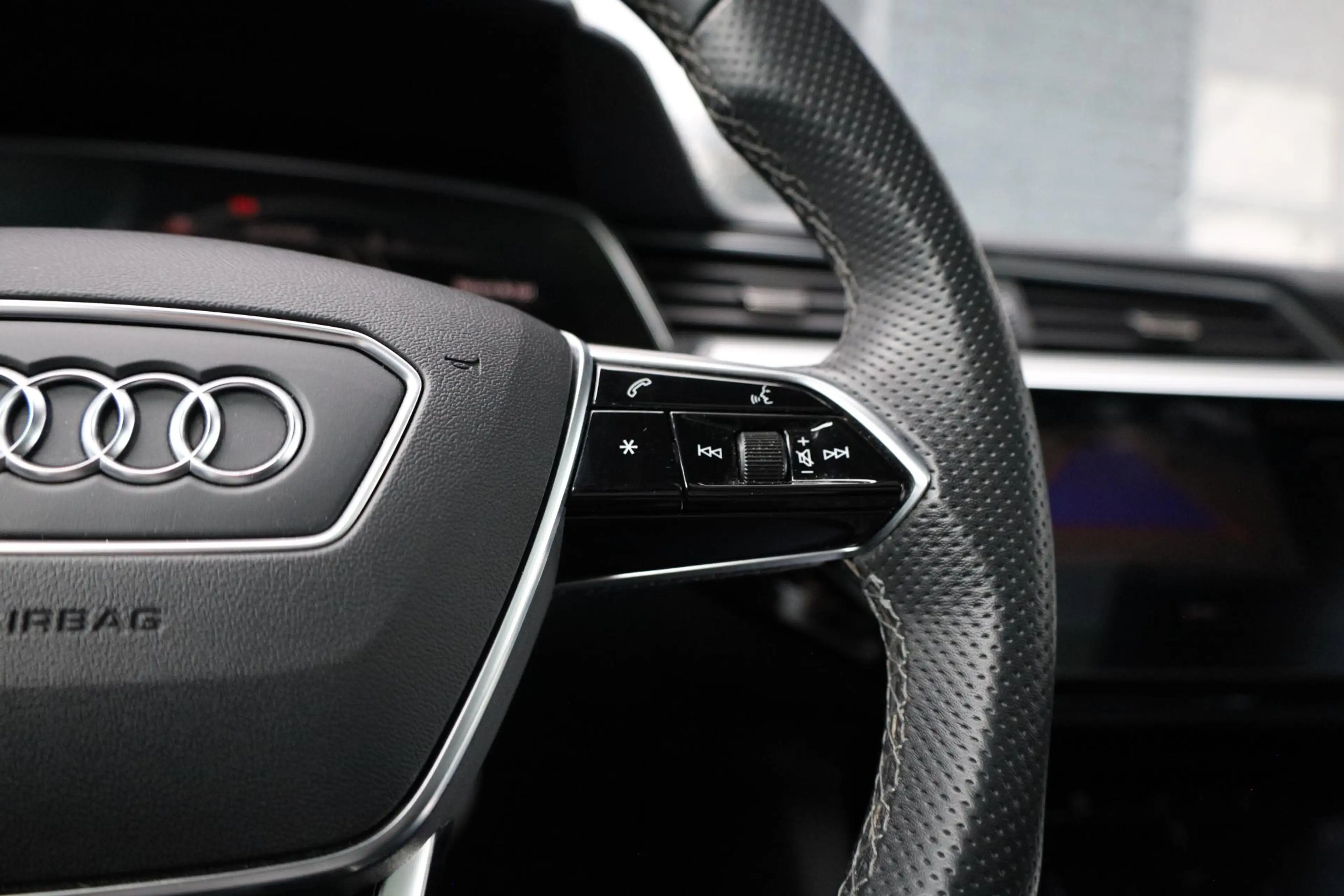 Audi e-tron 55 quattro S Line |Panorama dak |Head-Up |Stoelver — photo 38