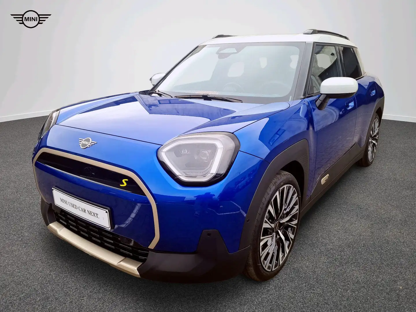 MINI Aceman Favoured Trim Blau - 1