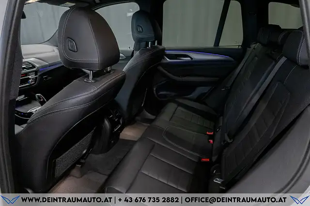 BMW X3 view 14