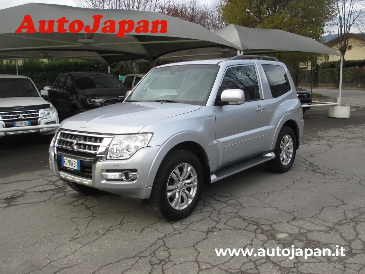 Mitsubishi Pajero Pajero 3.2 cr Instyle 3p auto Silber - 1