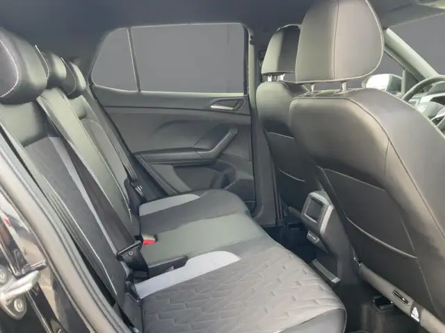 Volkswagen T-Cross view 13