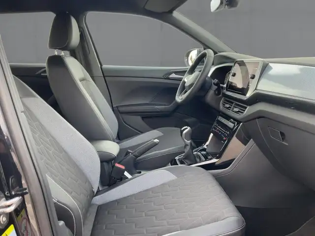 Volkswagen T-Cross view 12