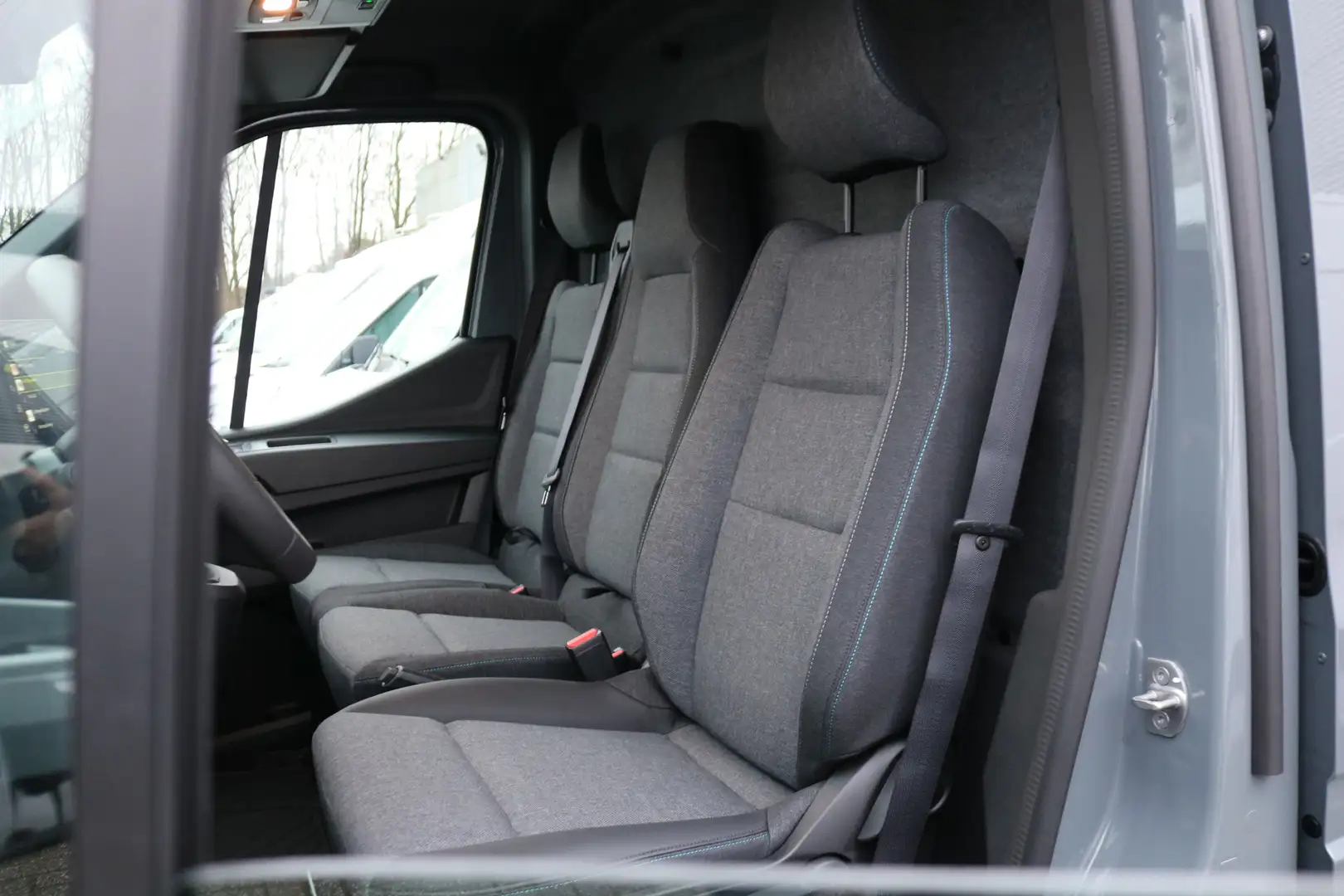 Renault Master 2.0 dCi 170pk L2 H2 Nieuw Model Navigatie Camera B Grijs - 2