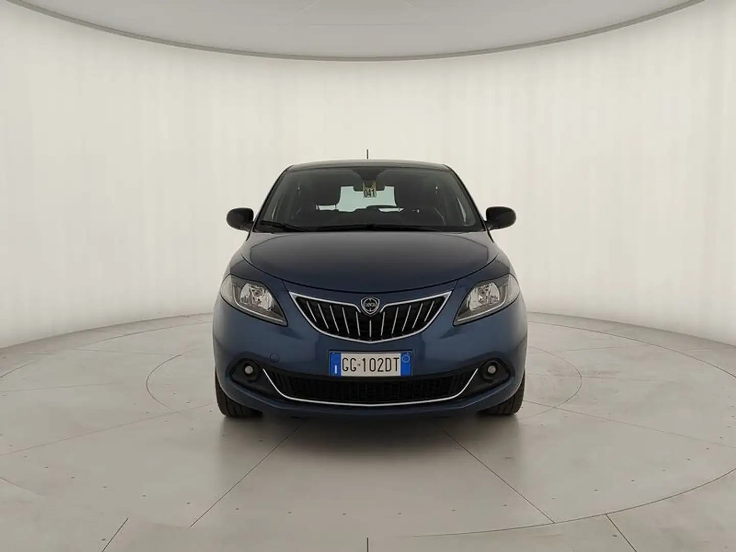 Lancia Ypsilon 1.0 FireFly Hybrid Gold Bleu - 2