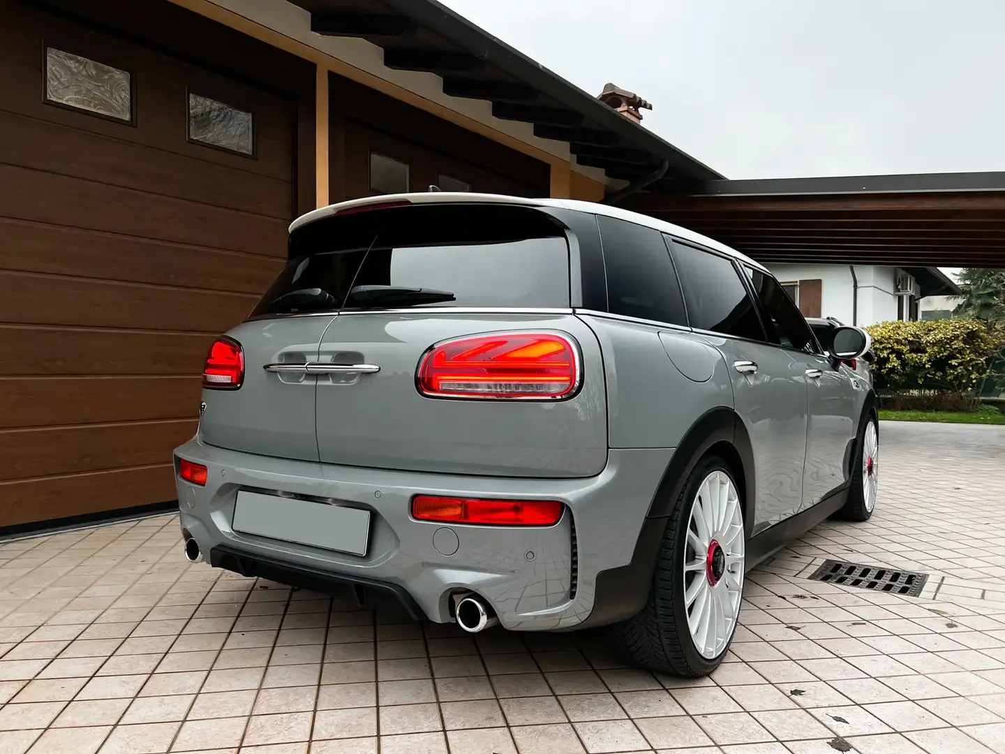MINI Cooper S Clubman JCW interno/esterno - 2