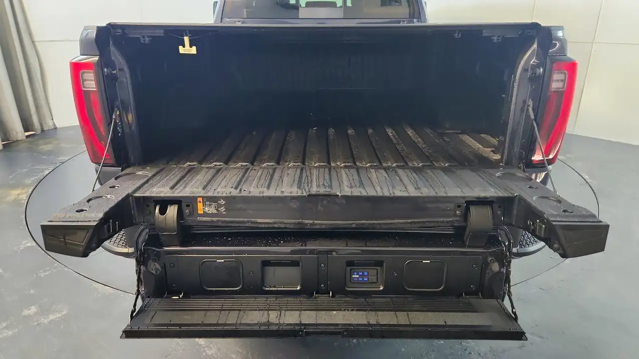 GMC Sierra 2500HD снимка GMC Sierra 2500HD