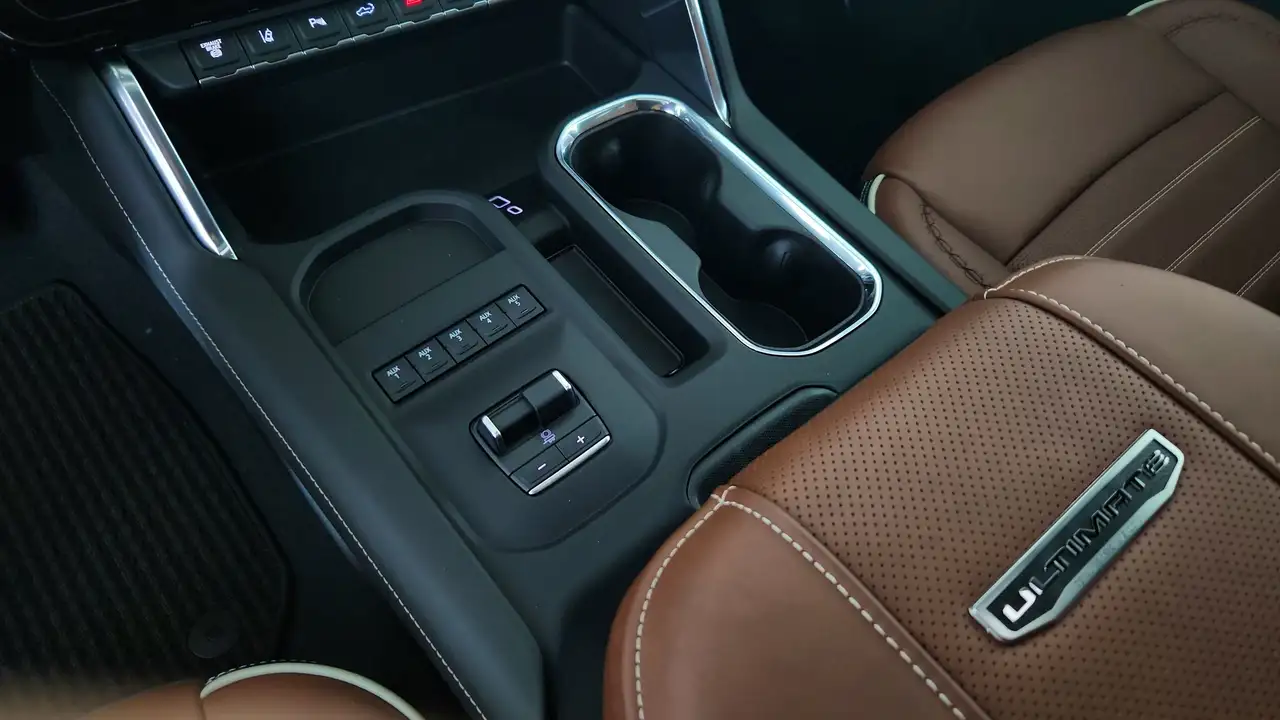 GMC Sierra 2500HD снимка GMC Sierra 2500HD