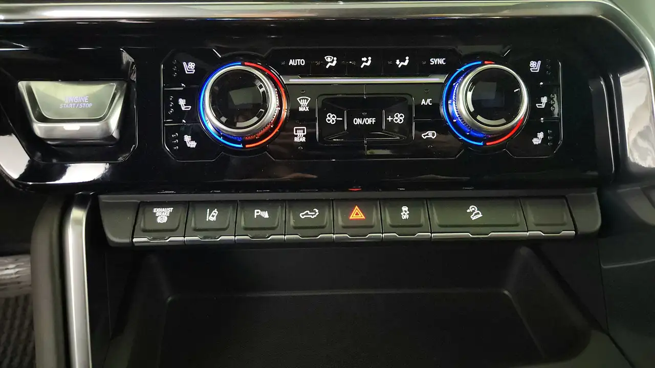 GMC Sierra 2500HD снимка GMC Sierra 2500HD