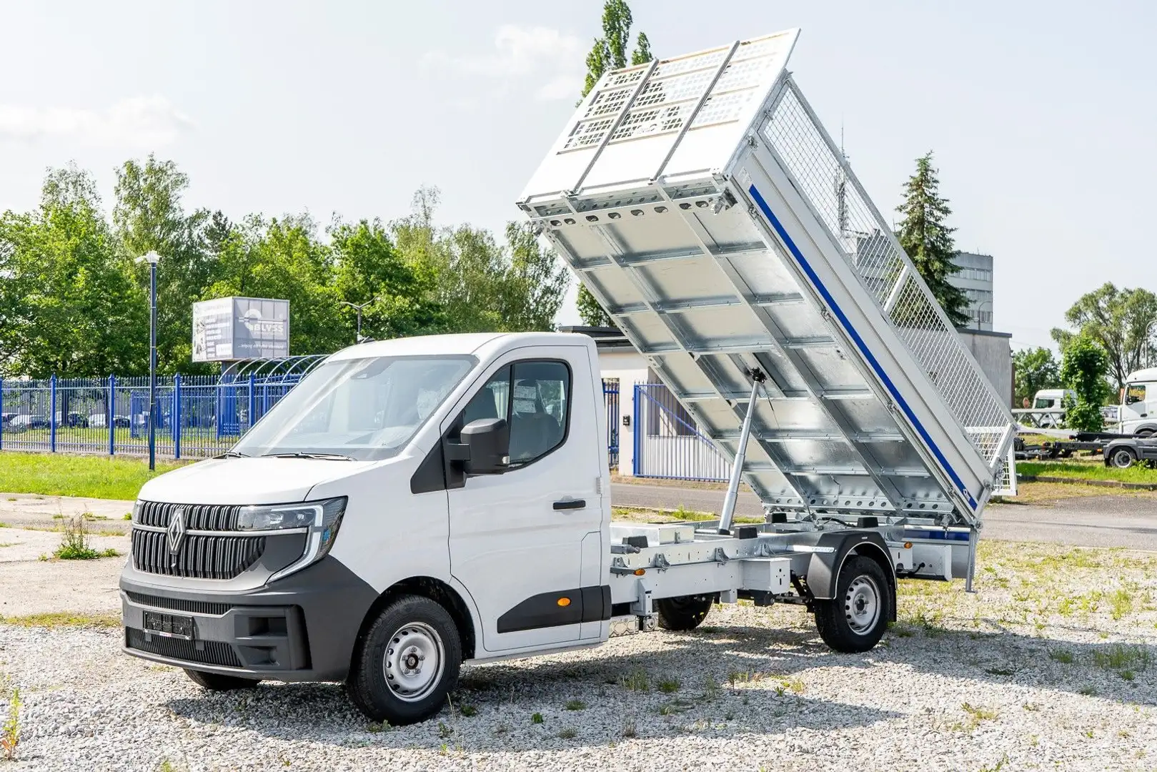 Renault Master Kipper + Laubgitter Wit - 1