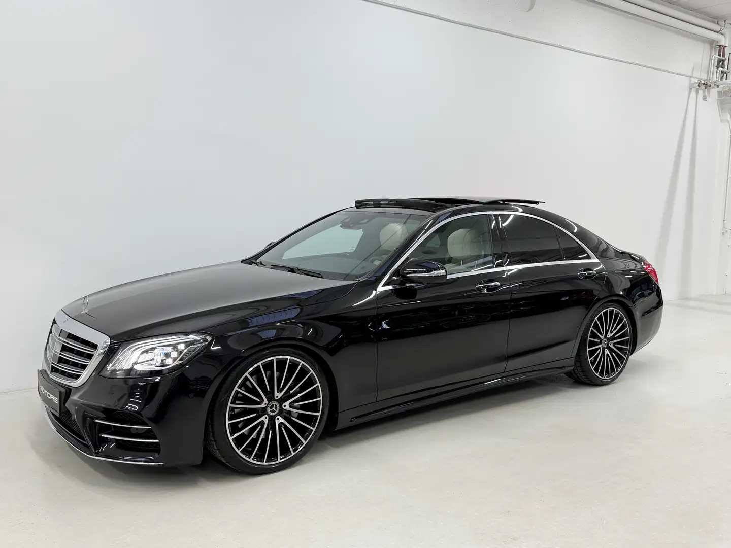 Mercedes-Benz S 350 d 4Matic AMG-Line 21" Panorama 360° Fahrassit Schwarz - 2