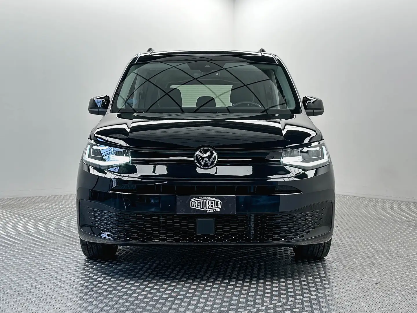 Volkswagen Caddy Caddy 2.0 TDI 122 CV DSG California Furgone Maxi Nero - 2