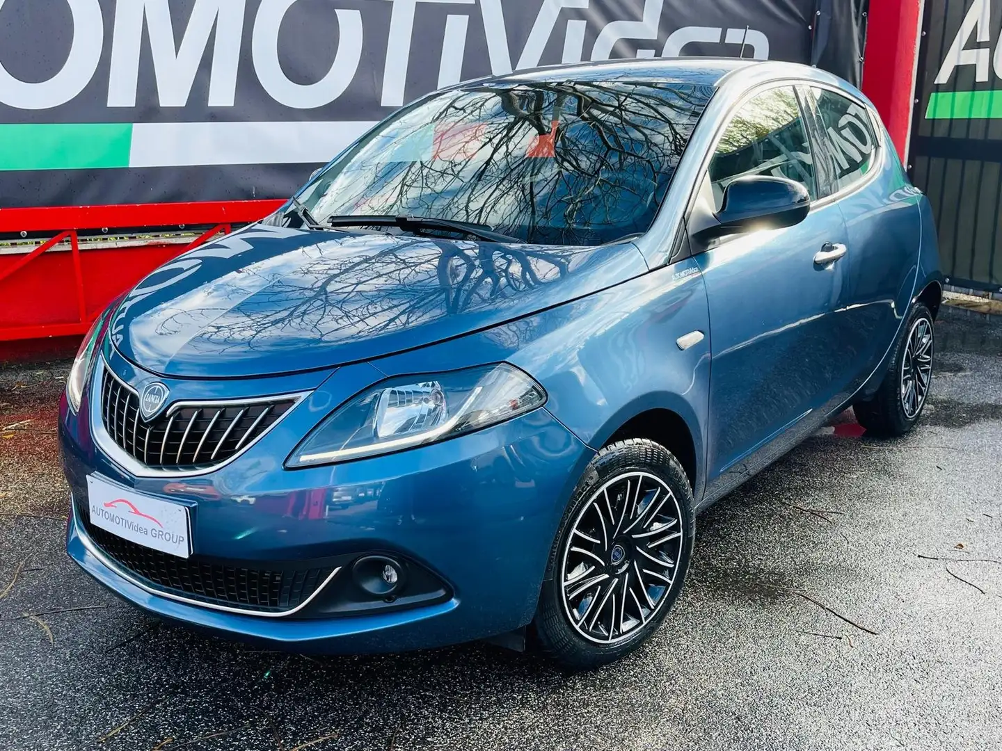 Lancia Ypsilon Ypsilon 1.0hybrid Gold**PROMO SUMMER** Blu/Azzurro - 2