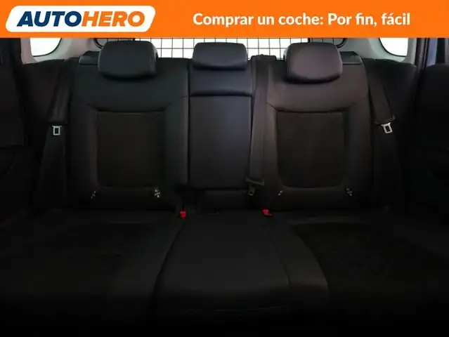 Peugeot 3008 view 16