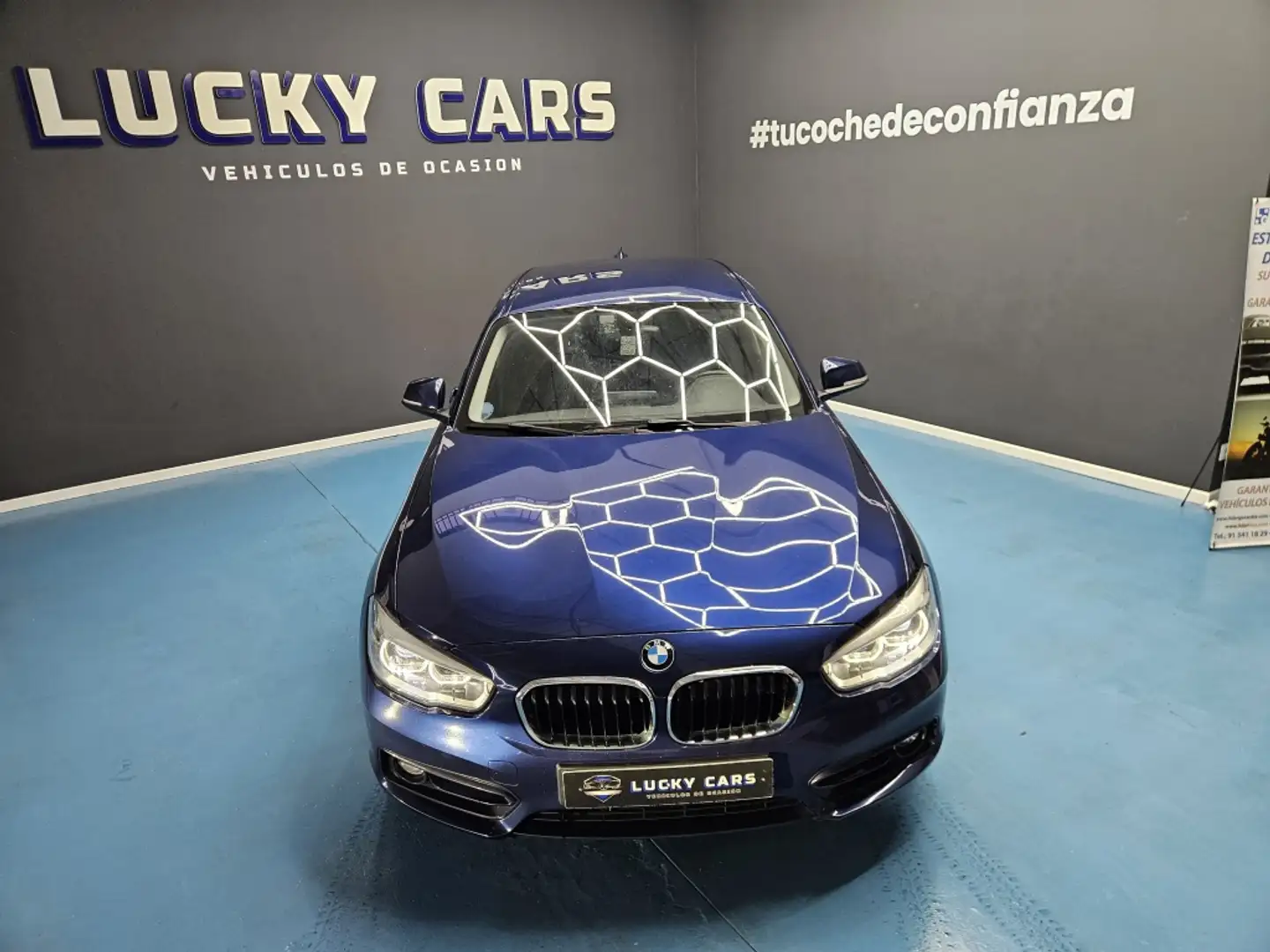 BMW 116 116dA Bleu - 1