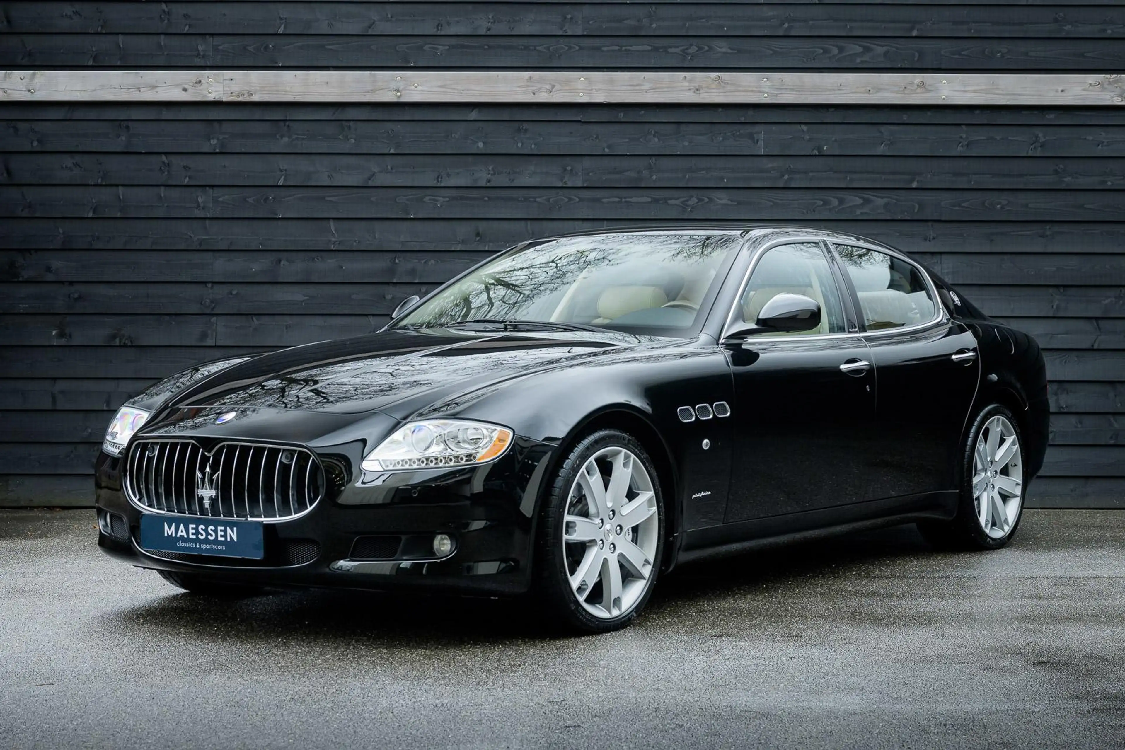 Maserati Quattroporte 4.7 S Executive - 22k KM - Mint conditie