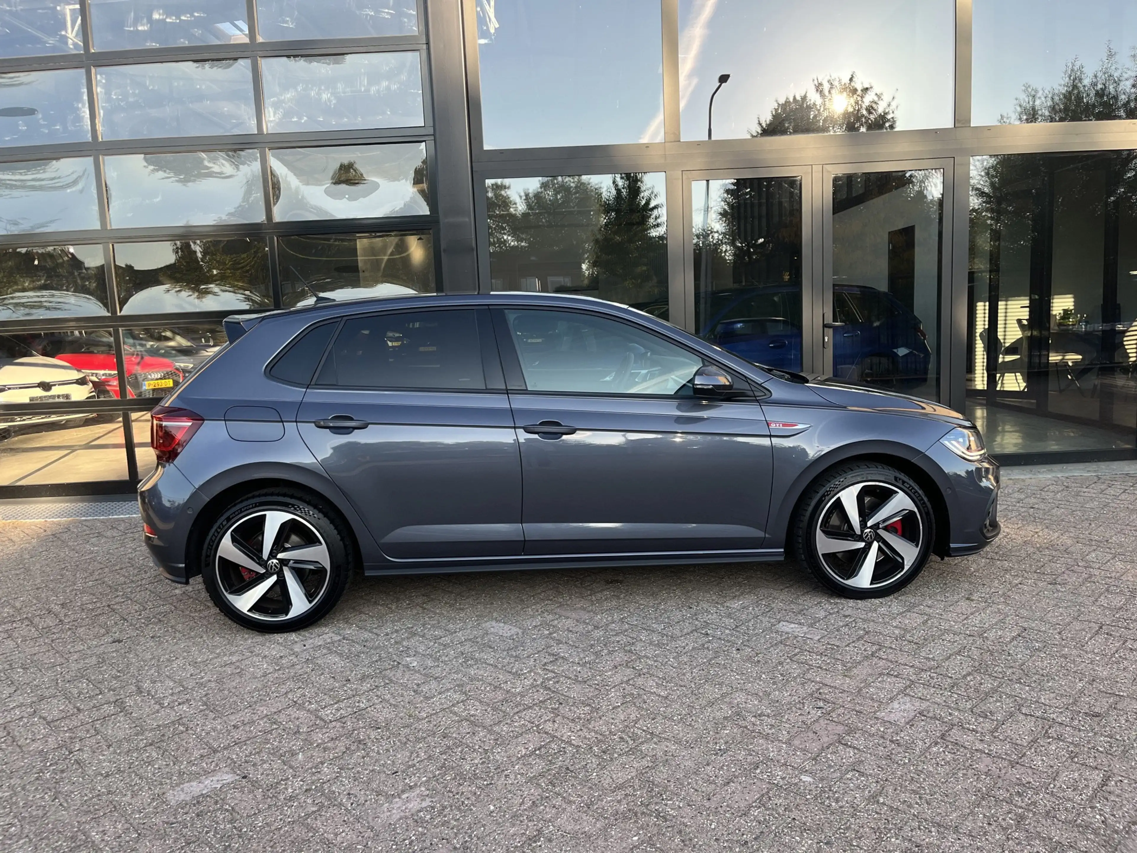 Volkswagen Polo GTI 2.0 TSI Virtual, Automaat, Carplay — photo 2