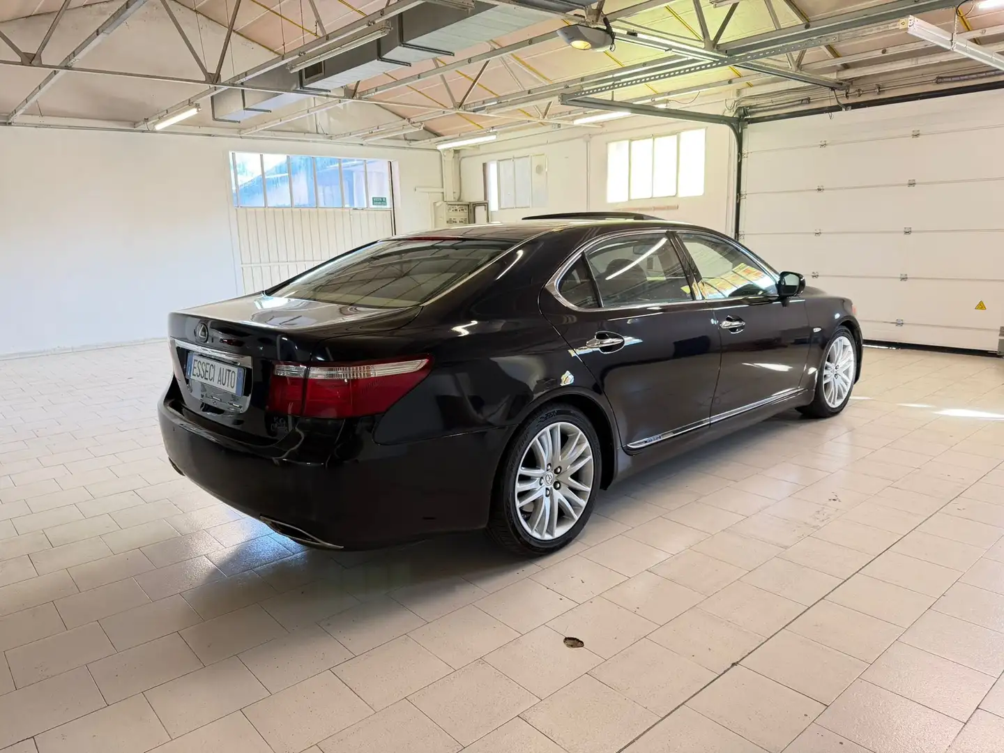 Lexus LS 600 600h 5.0 L auto Nero - 2
