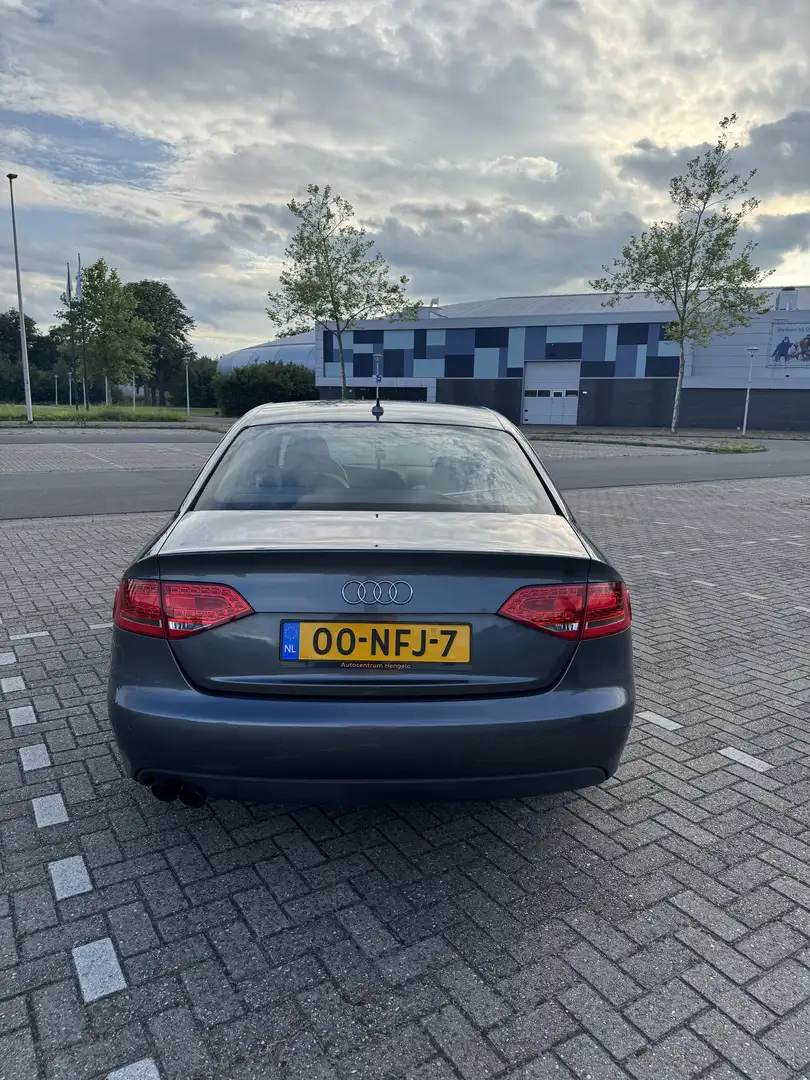 Audi A4 1.8 TFSI S edition Grijs - 1